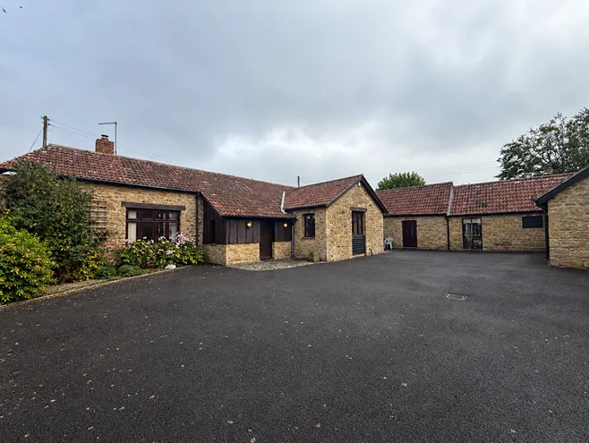 3 bed barn conversion to rent, South Petherton, TA13