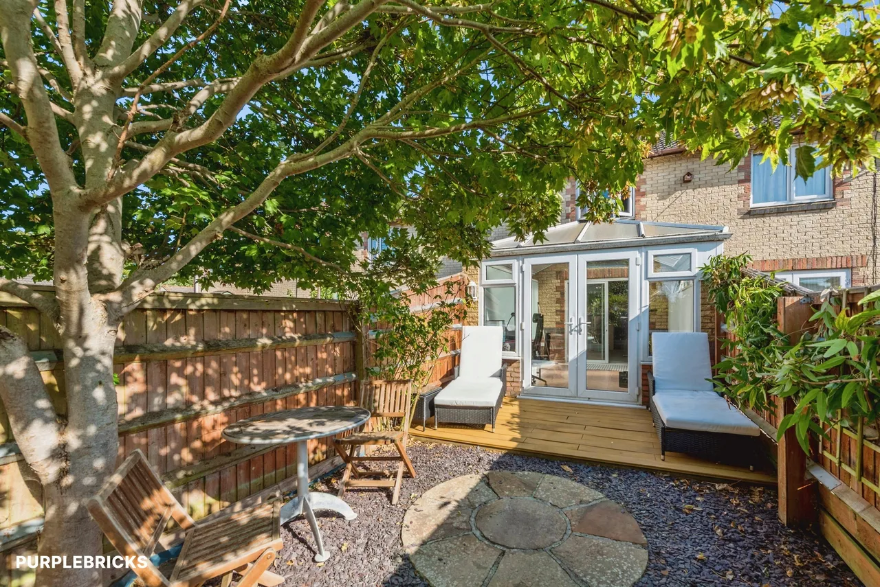Wilkins Close, Upper Stratton, SN2, photo 13