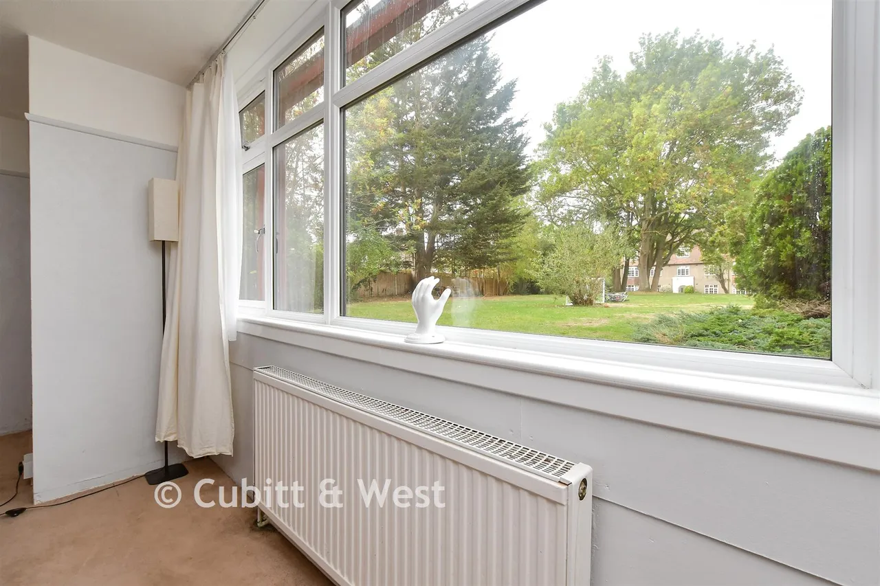 Kingston Road, Epsom, KT17, photo 7