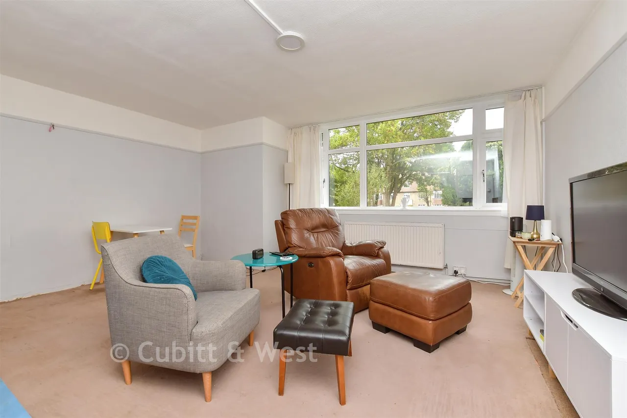 Kingston Road, Epsom, KT17, photo 6