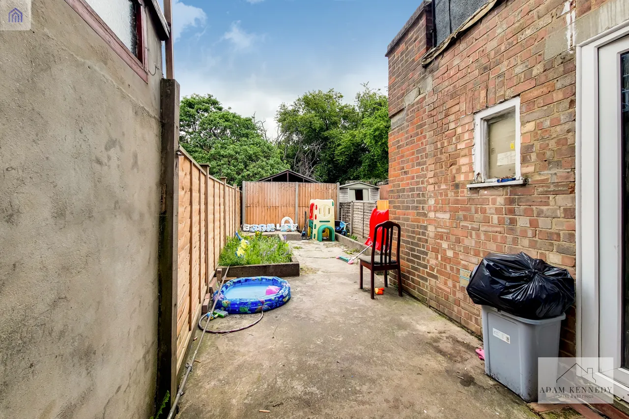 49 Sandhurst Road, Edmonton, London, N9 8BA, photo 12