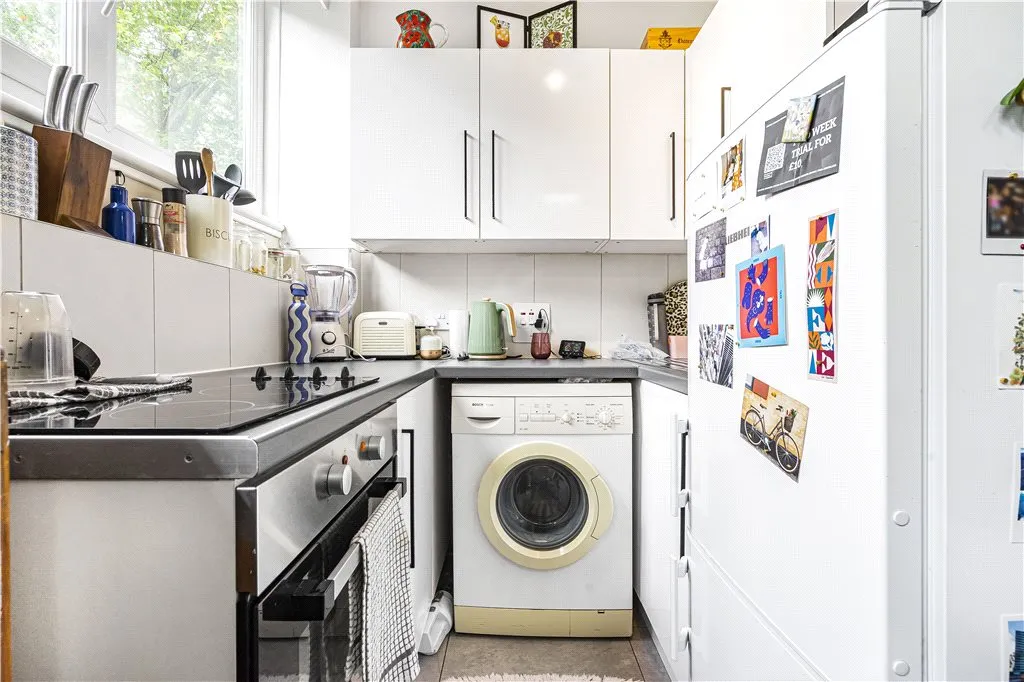 Carlton Drive, London, SW15, photo 5