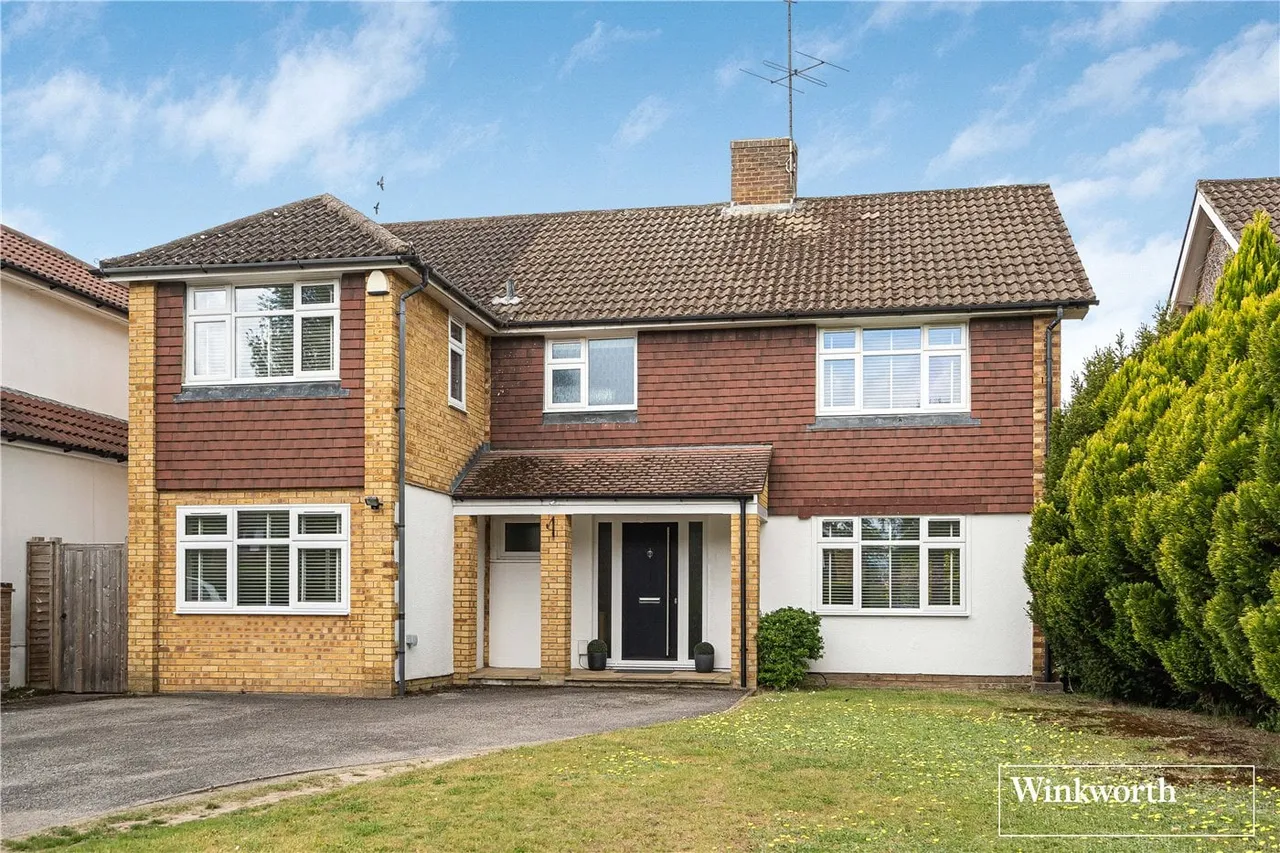 5 bed house for sale — Oak Tree Close, Virginia Water, Surrey, GU25