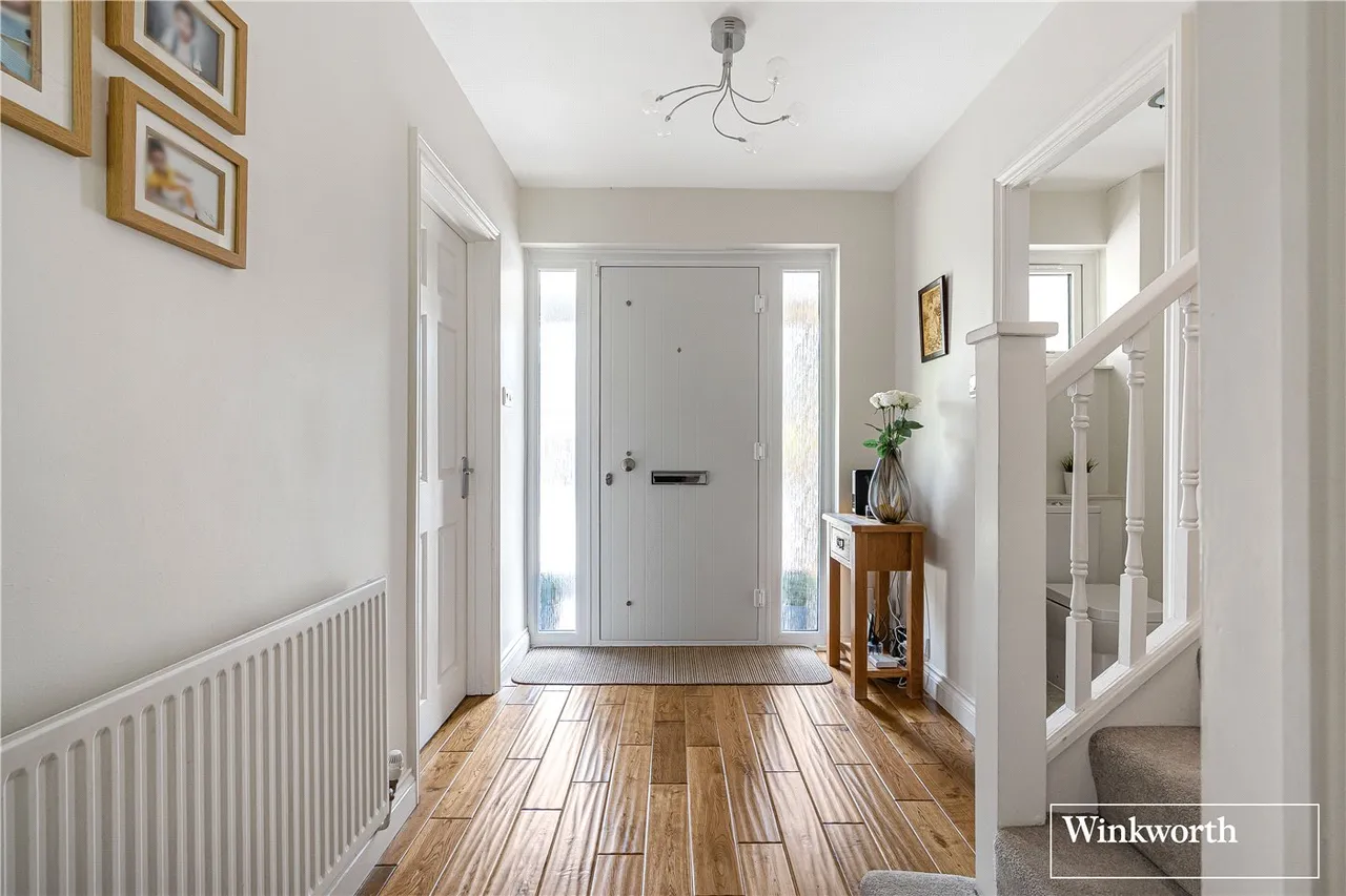Oak Tree Close, Virginia Water, Surrey, GU25, photo 7