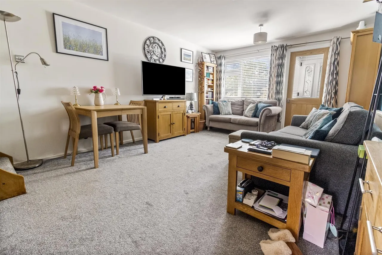 Montreal Way, West Durrington, Worthing, photo 3