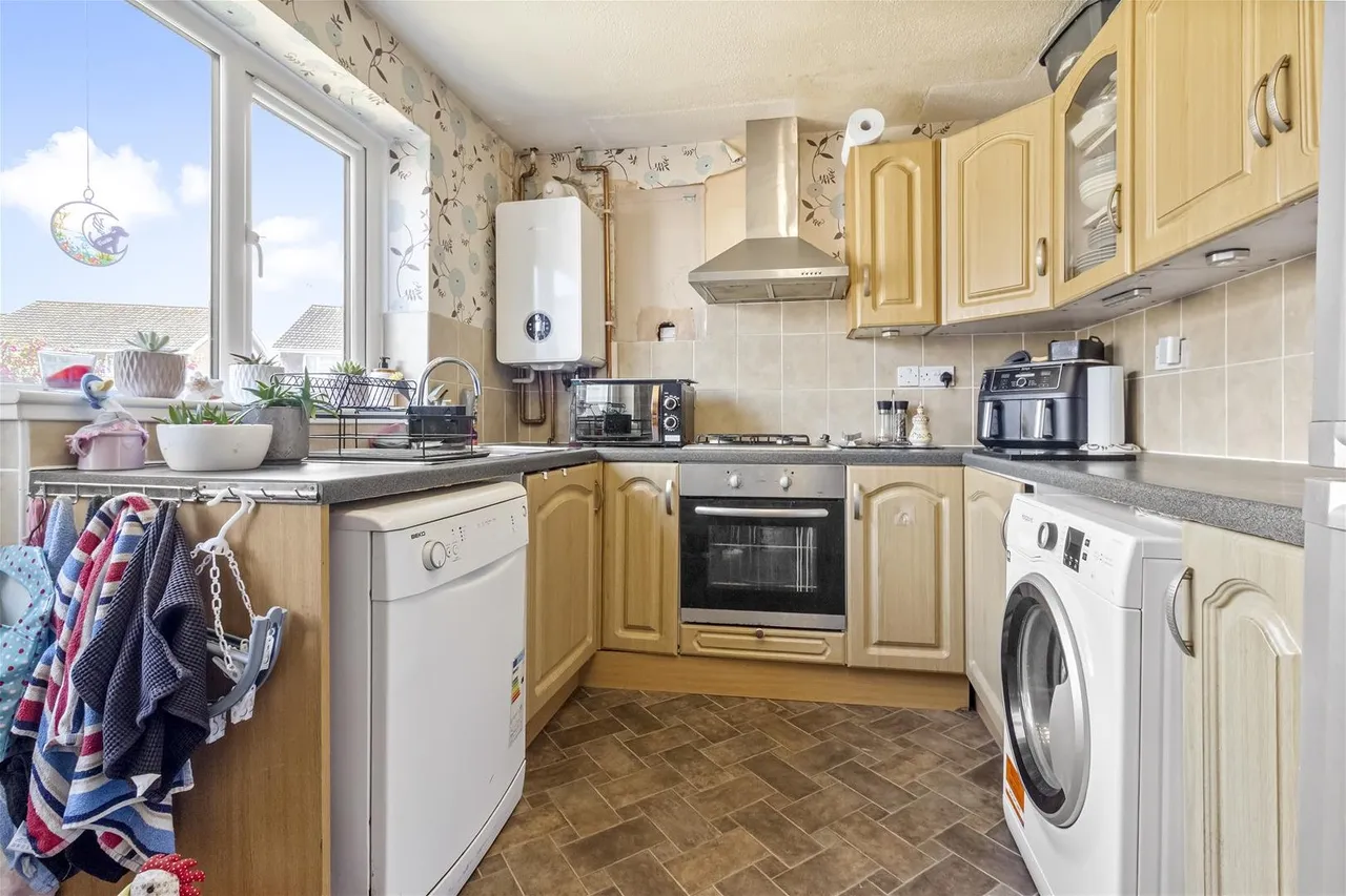 Montreal Way, West Durrington, Worthing, photo 5
