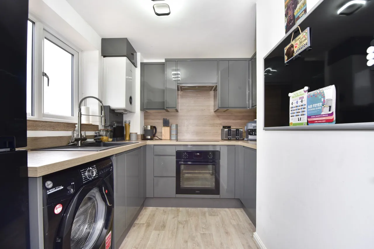 Wadsworth Drive, Sheffield, S12, photo 4