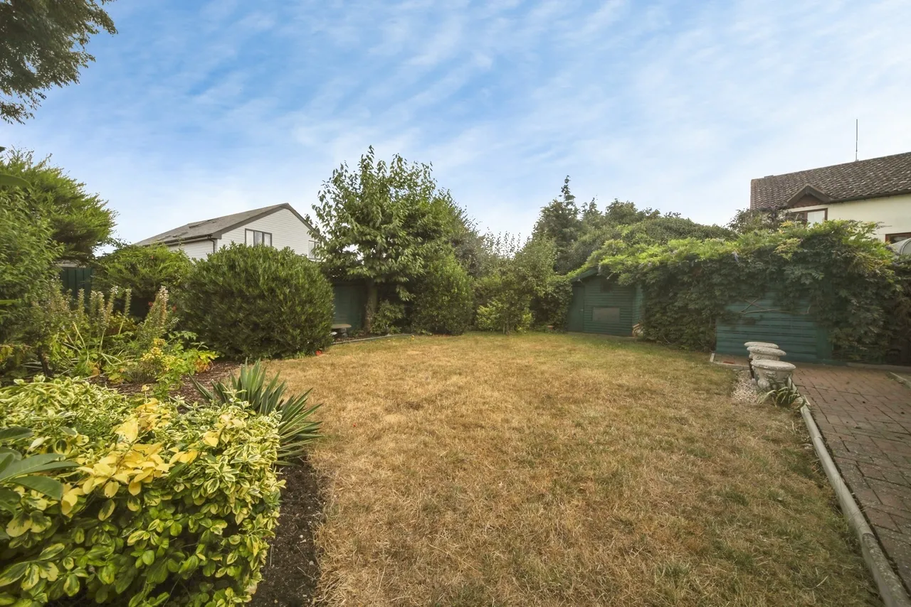 Farm Meadow, School Road, Elmswell, Bury St. Edmunds, IP30, photo 5