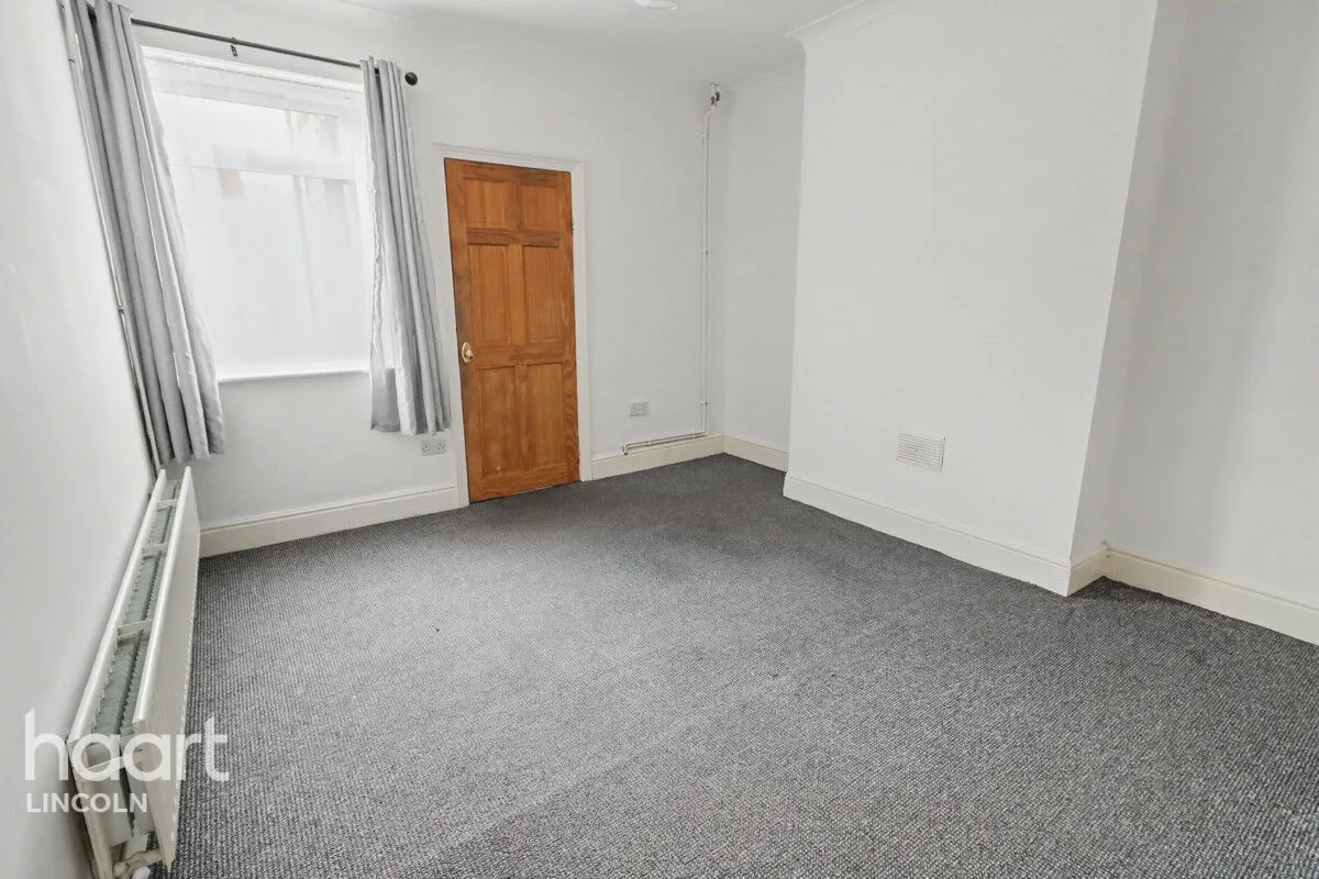 Sherbrooke Street, Lincoln, LN2, photo 4