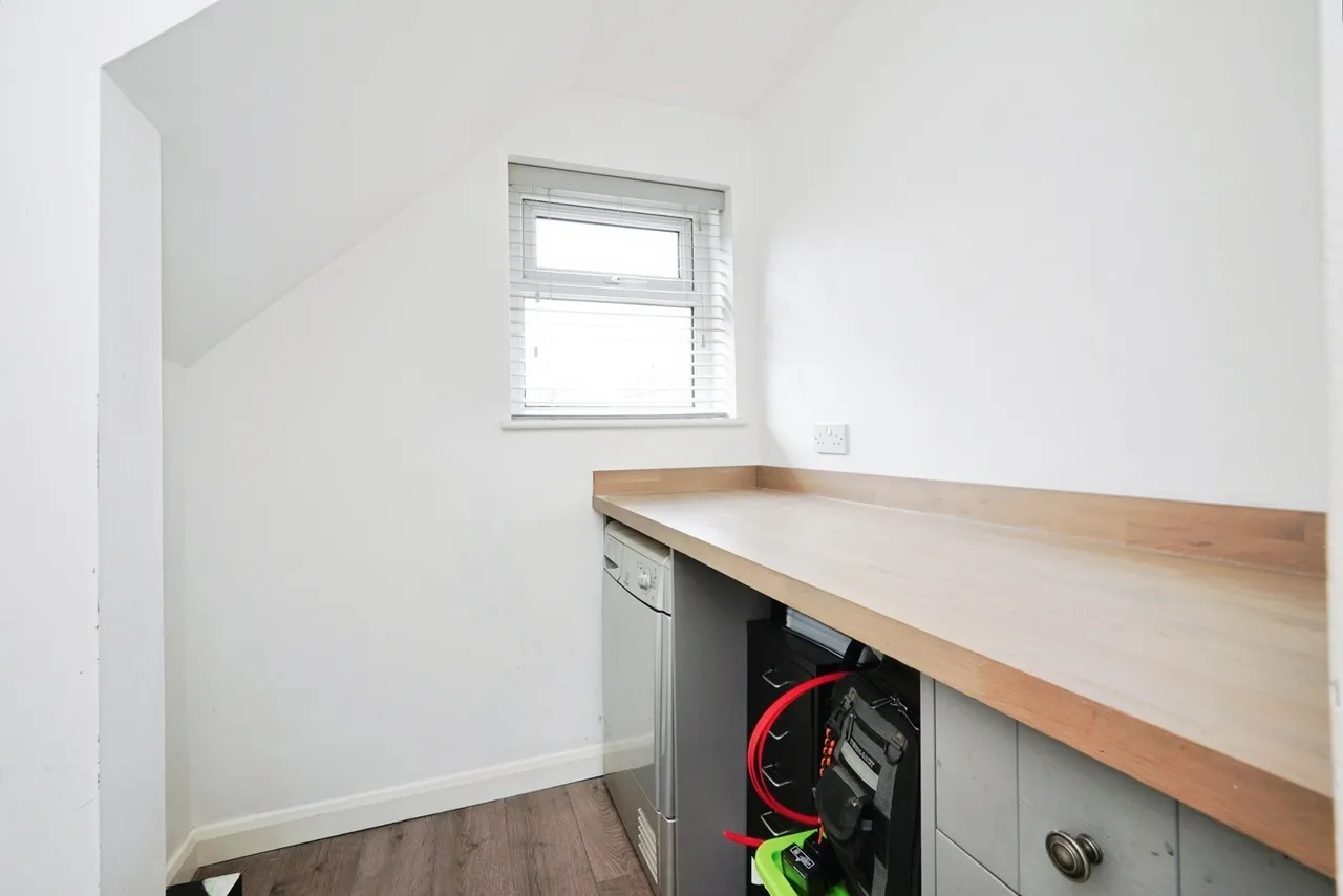 Old Folkestone Road, Dover, Kent, CT17, photo 9