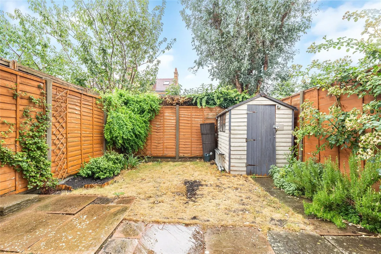 Mitcham Lane, Furzedown, photo 3