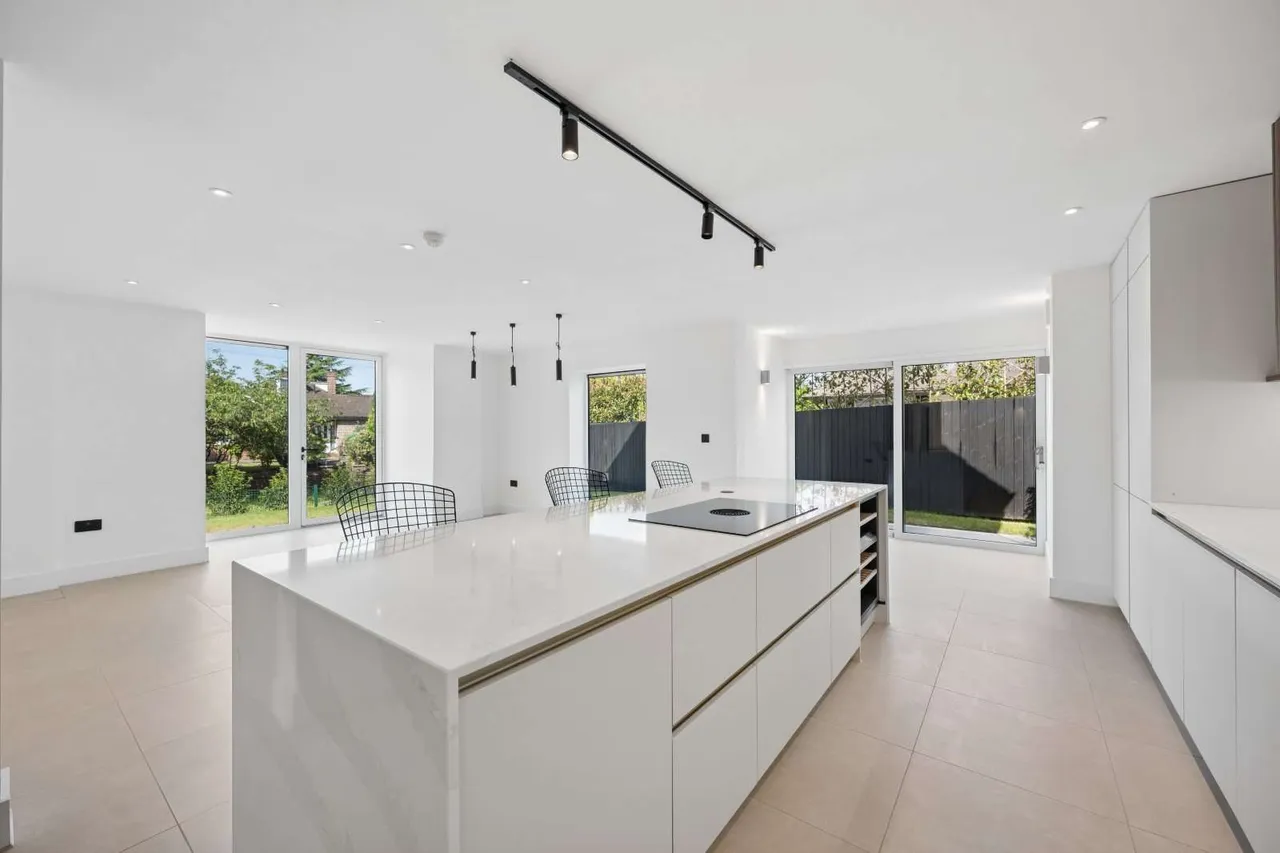 Stanneylands Road, Wilmslow, SK9, photo 7