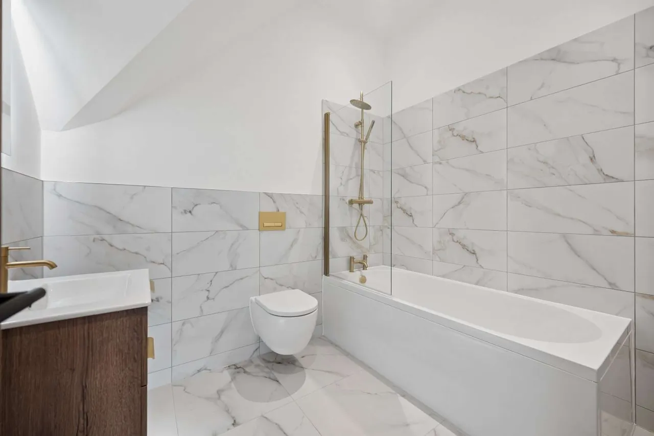 Stanneylands Road, Wilmslow, SK9, photo 22