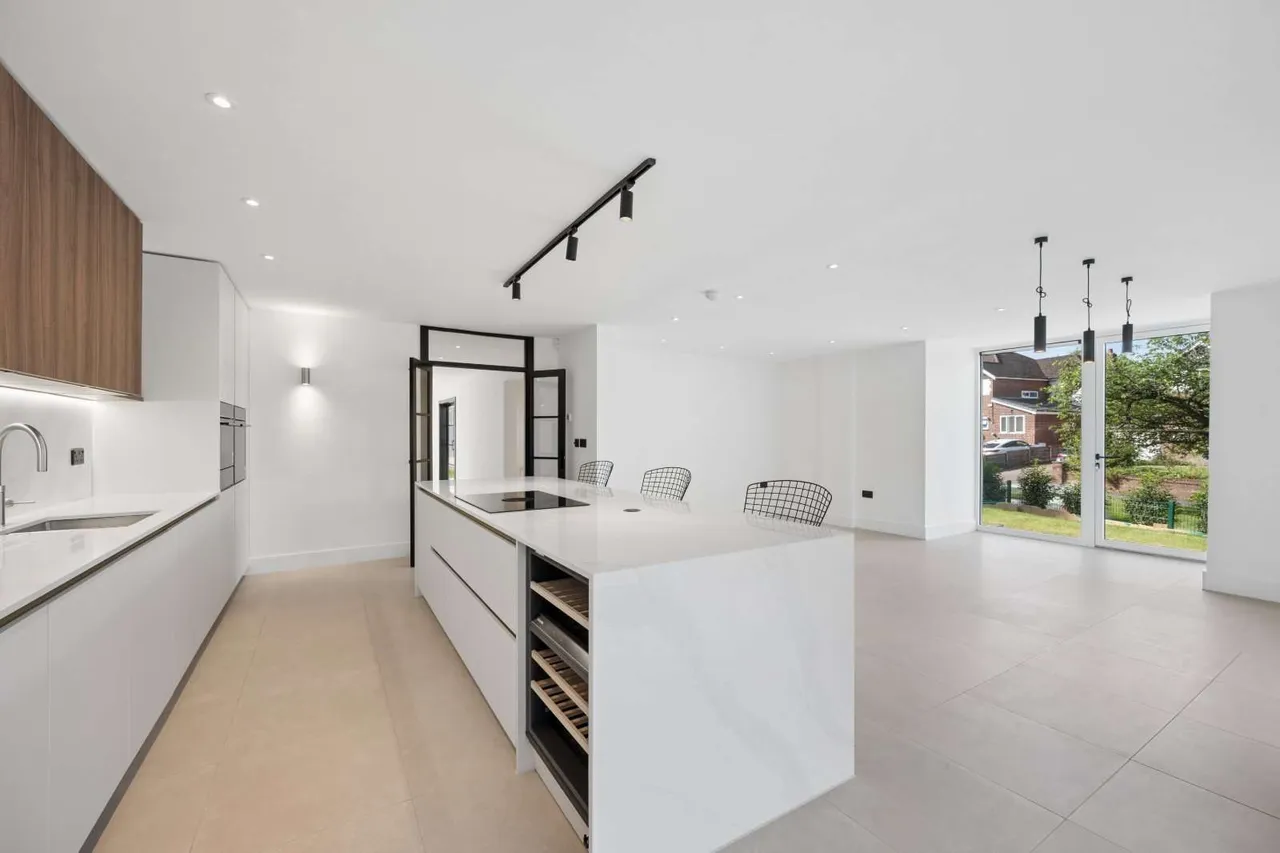 Stanneylands Road, Wilmslow, SK9, photo 6