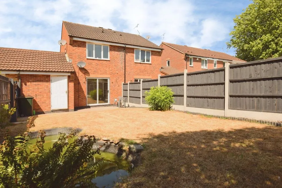 Moore Close, Longford, West Midlands, CV6, photo 6