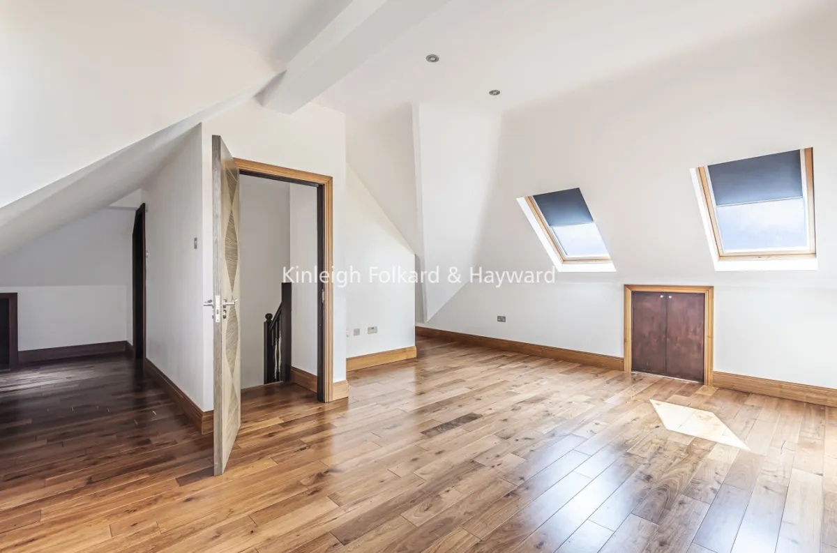 Saddlescombe Way, London, N12, photo 11