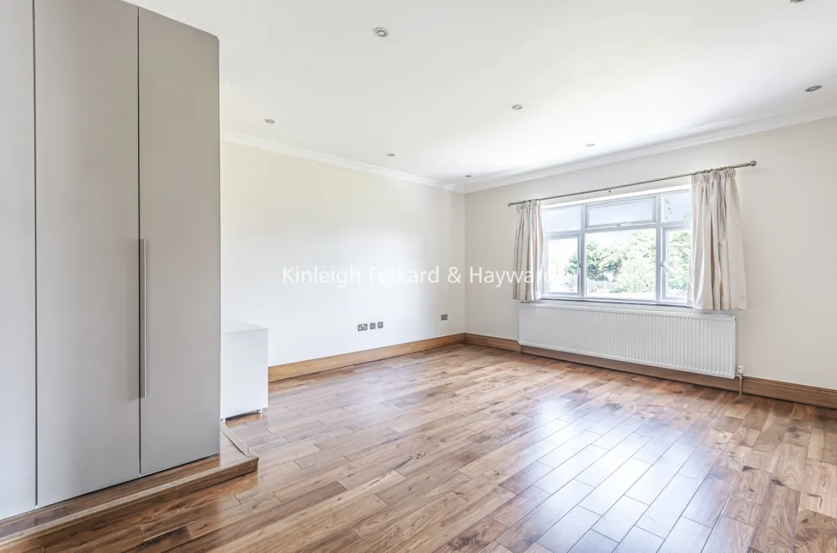 Saddlescombe Way, London, N12, photo 9