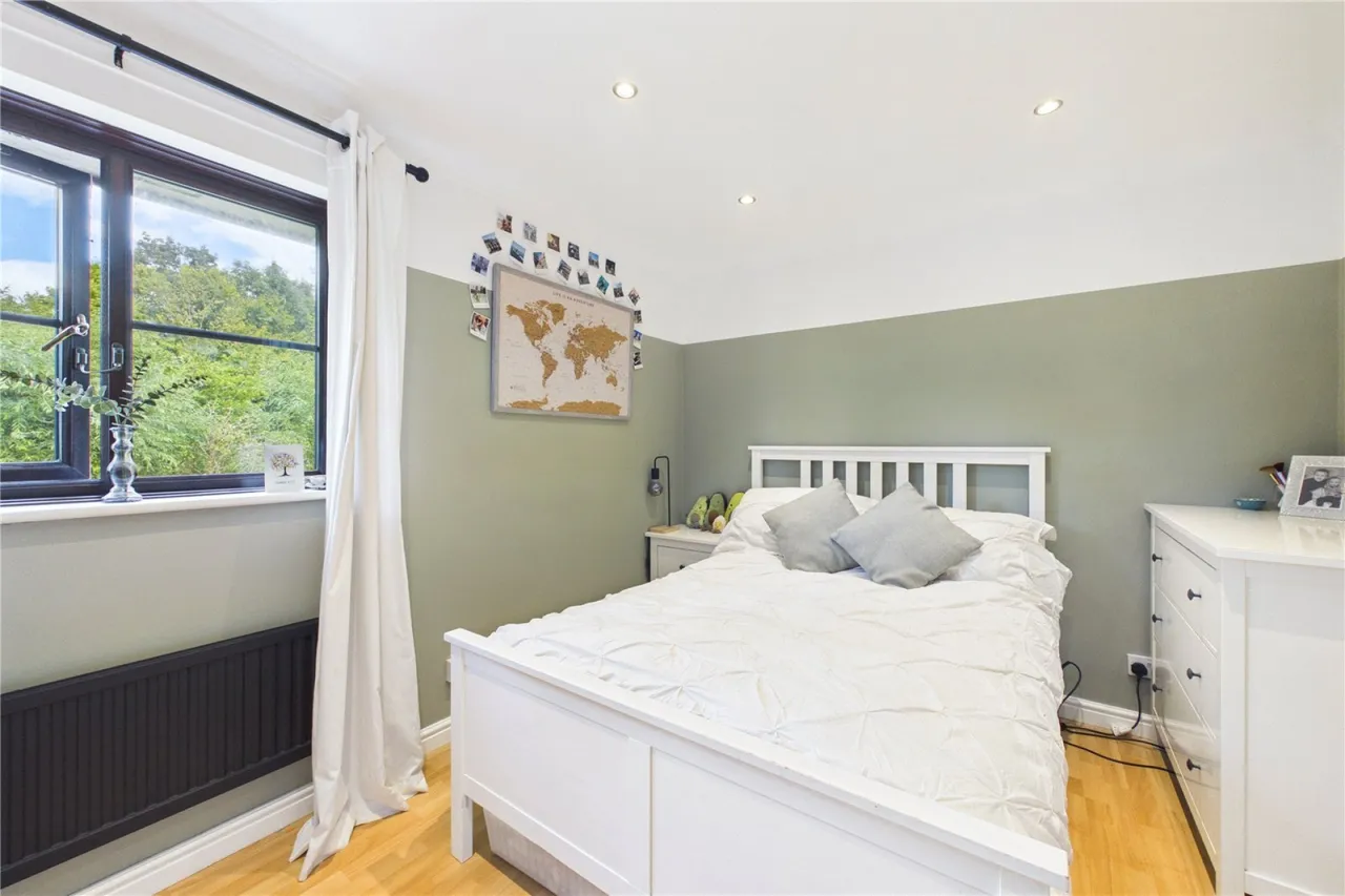 Alderfield Close, Theale, RG7, photo 5