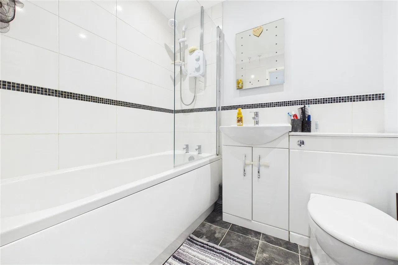 Alderfield Close, Theale, RG7, photo 7