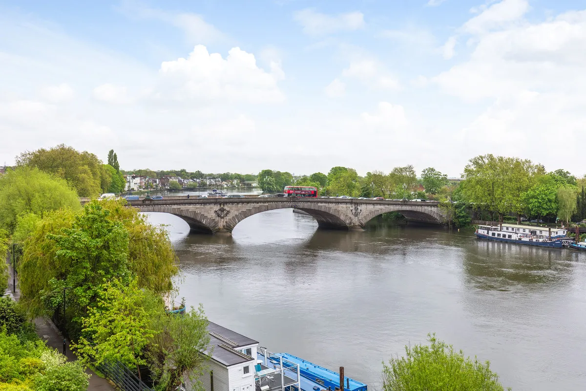 Kew Bridge Road, Brentford, TW8, photo 9