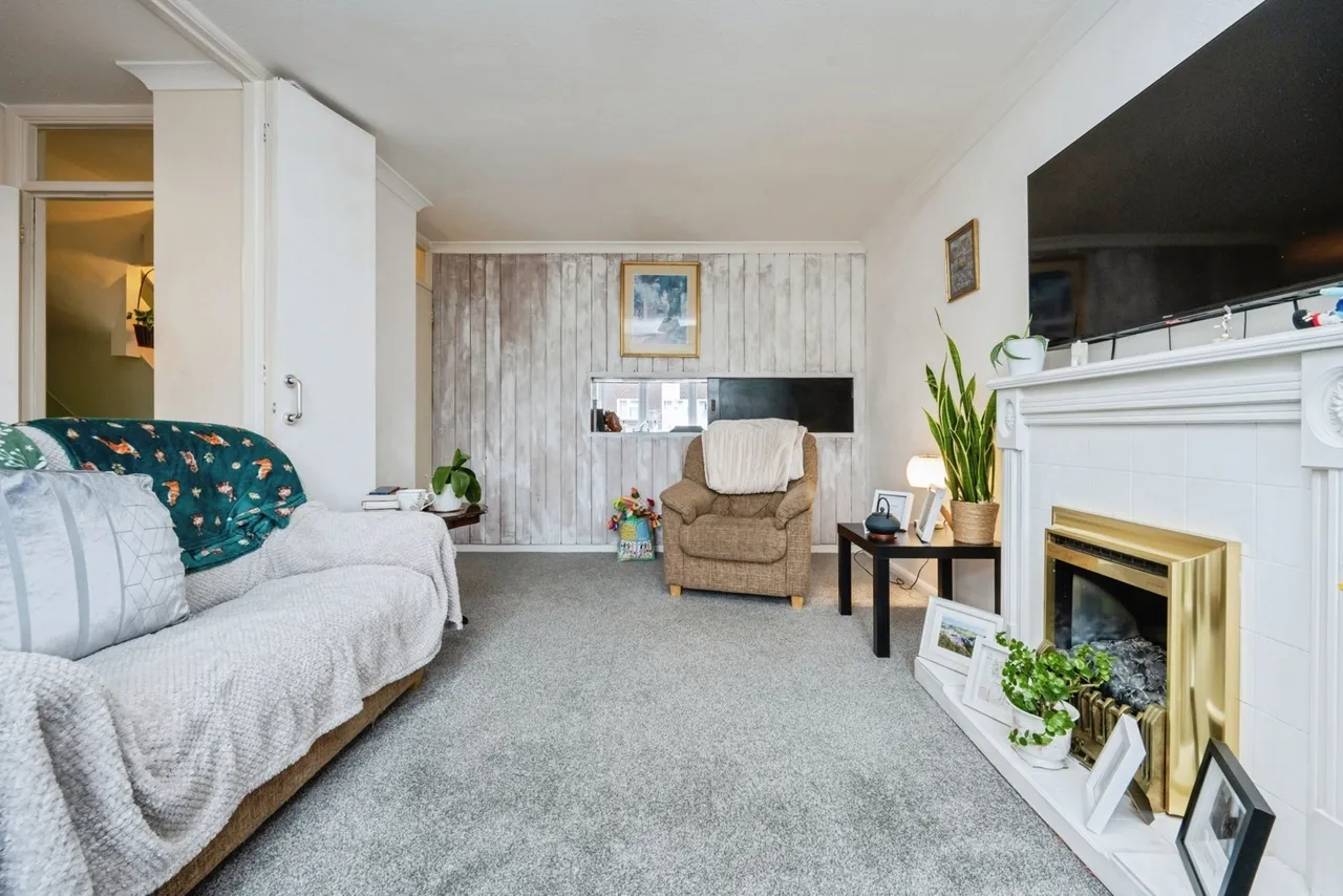 Abbott Crescent, Kempston, Bedford, Bedfordshire, MK42, photo 15
