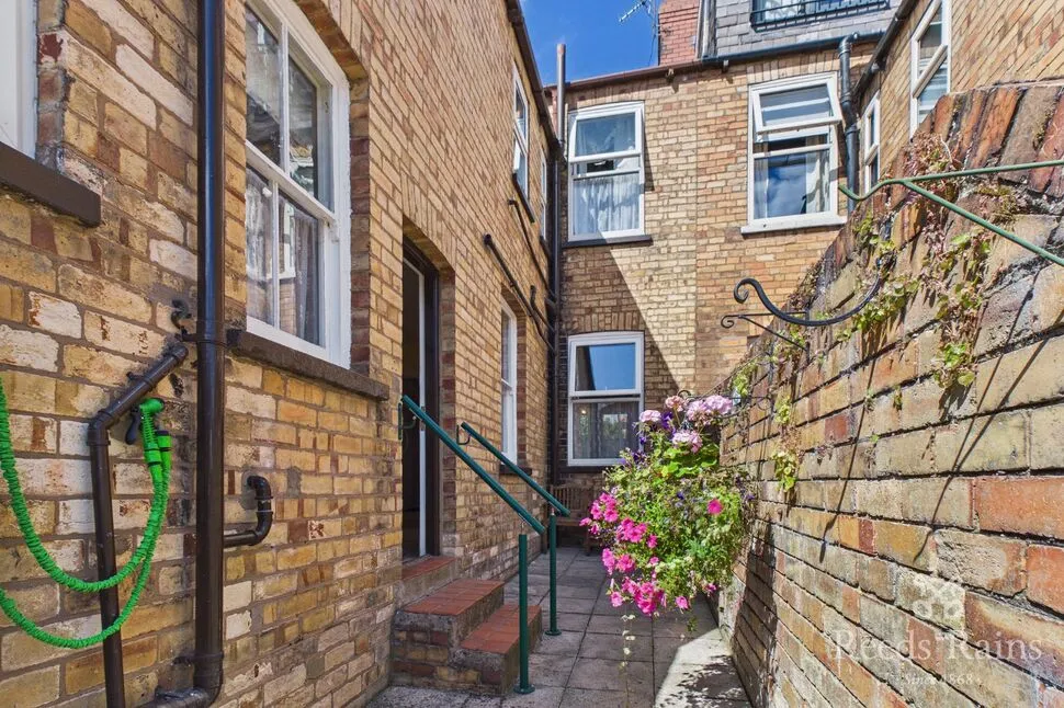 Carr Lane, York, North Yorkshire, YO26, photo 9