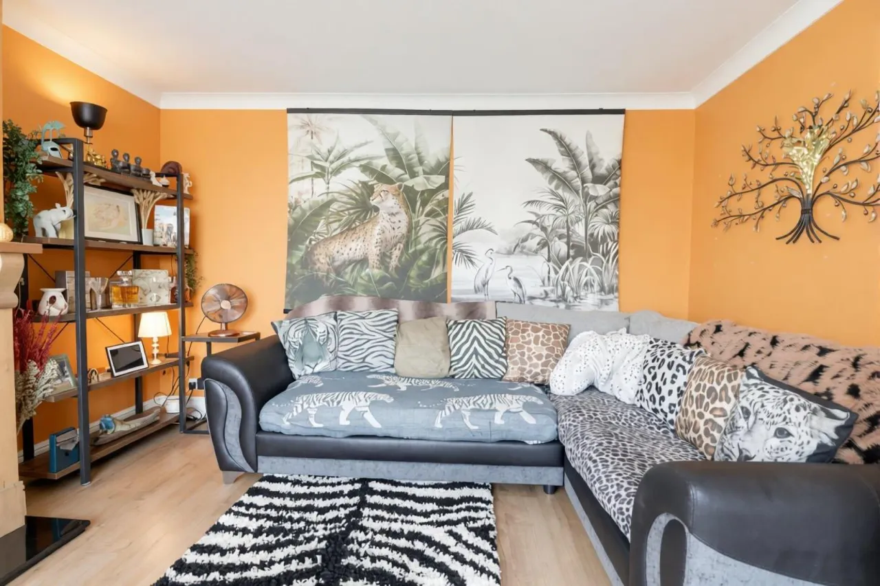 Cherry Tree Road, Crewe, photo 9