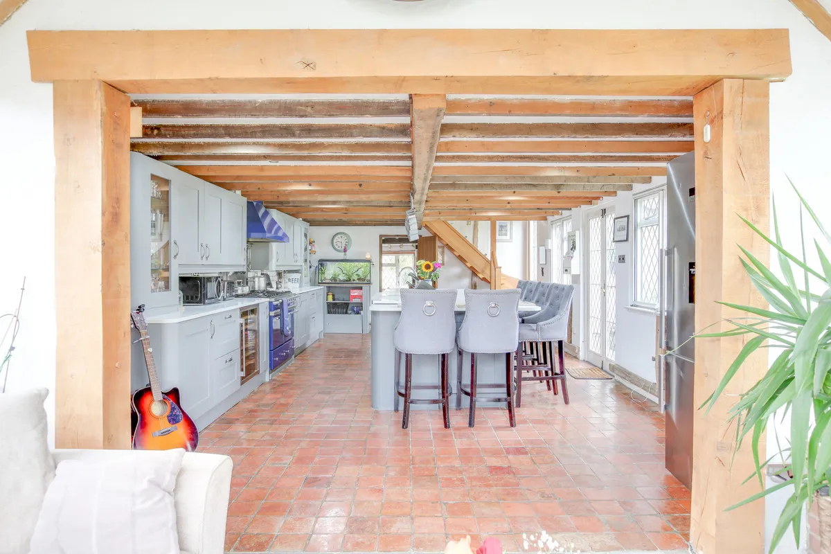 Wildwood Cottage, Cutlers Green, CM6, photo 9