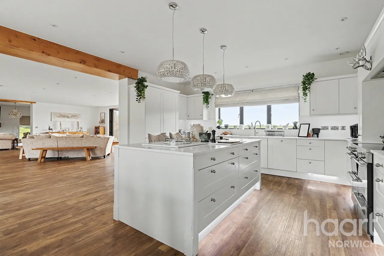 Hall Drive, Norwich, NR5, photo 11