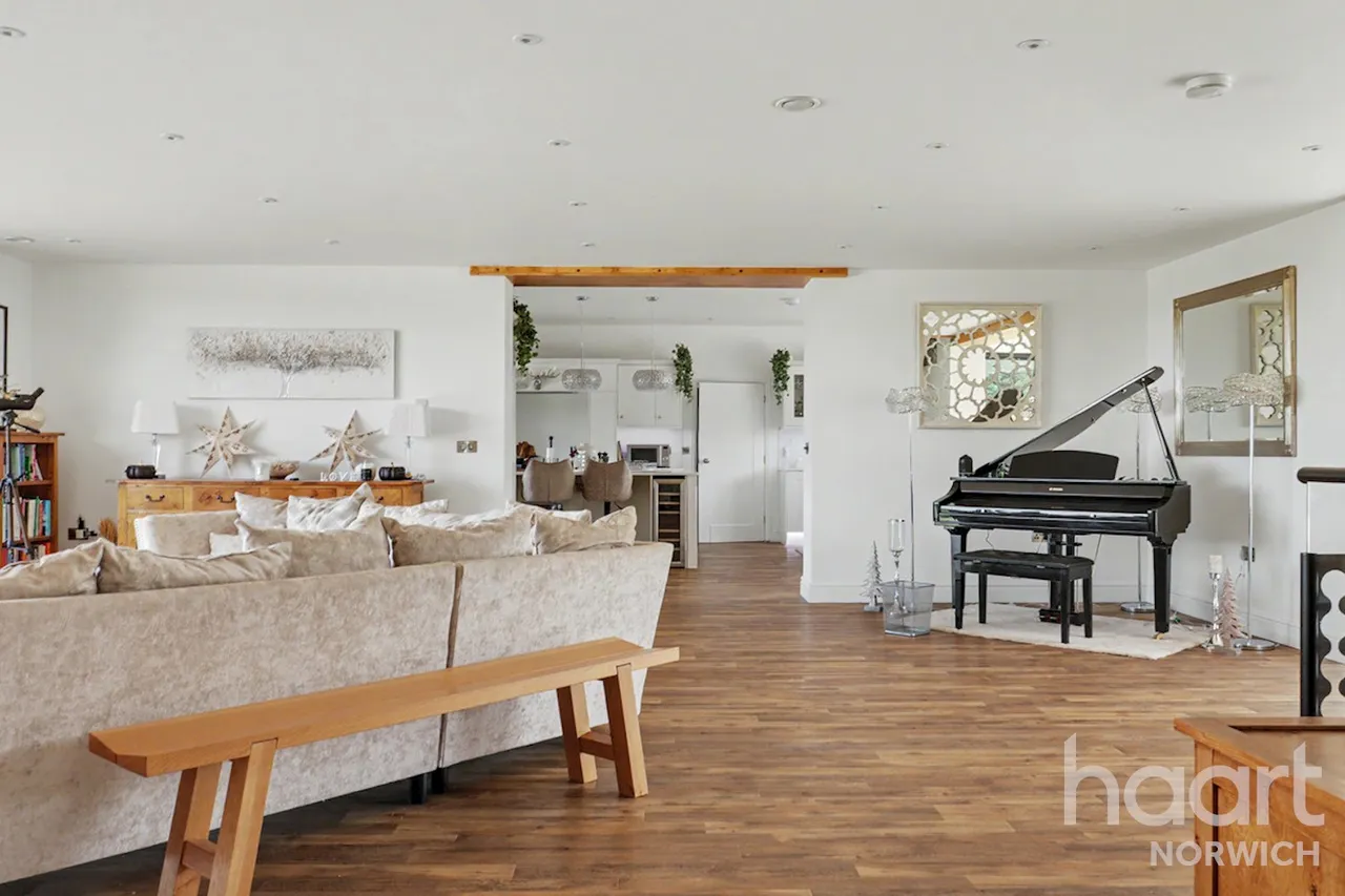 Hall Drive, Norwich, NR5, photo 15