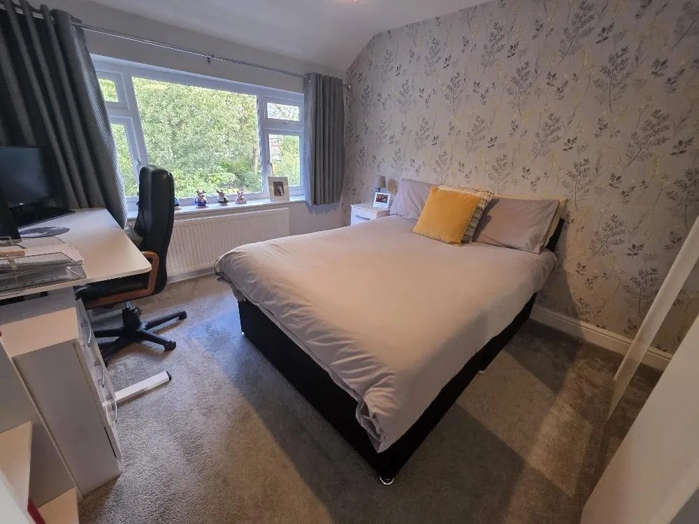Queensway, Heald Green, photo 8