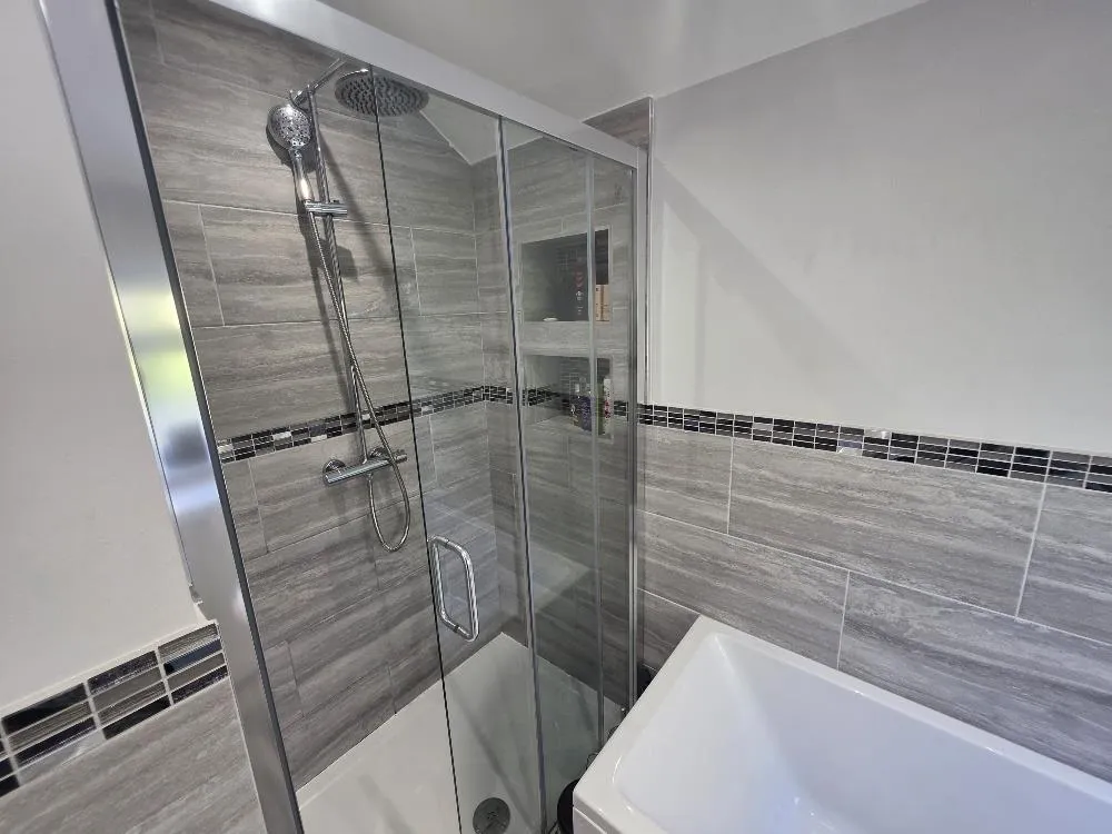 Queensway, Heald Green, photo 13