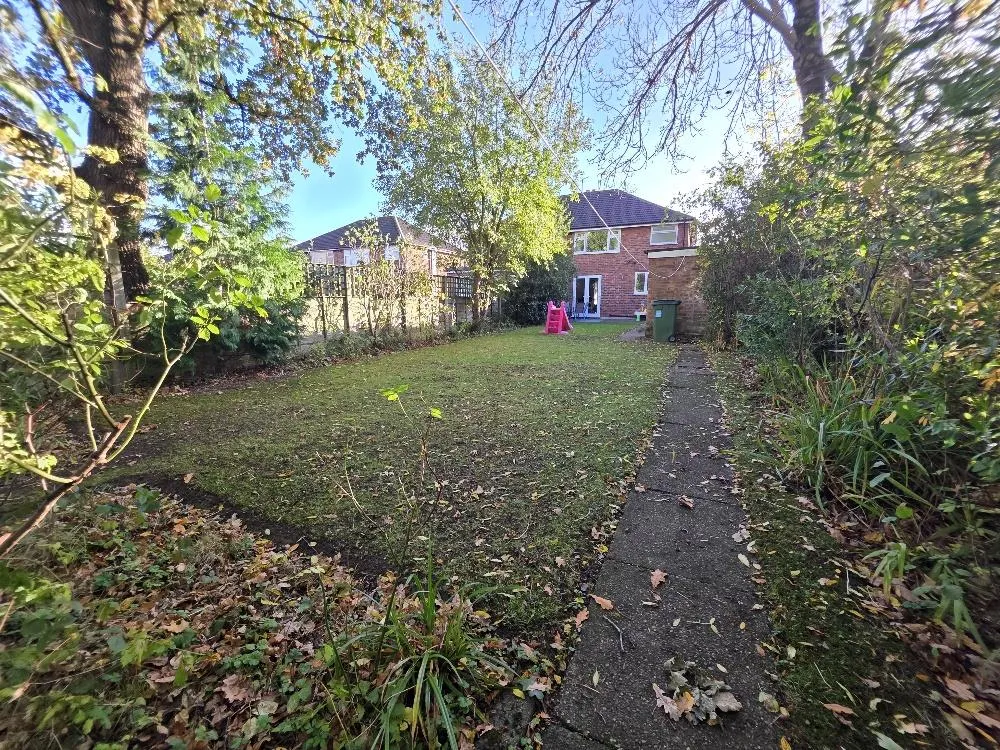 Queensway, Heald Green, photo 14