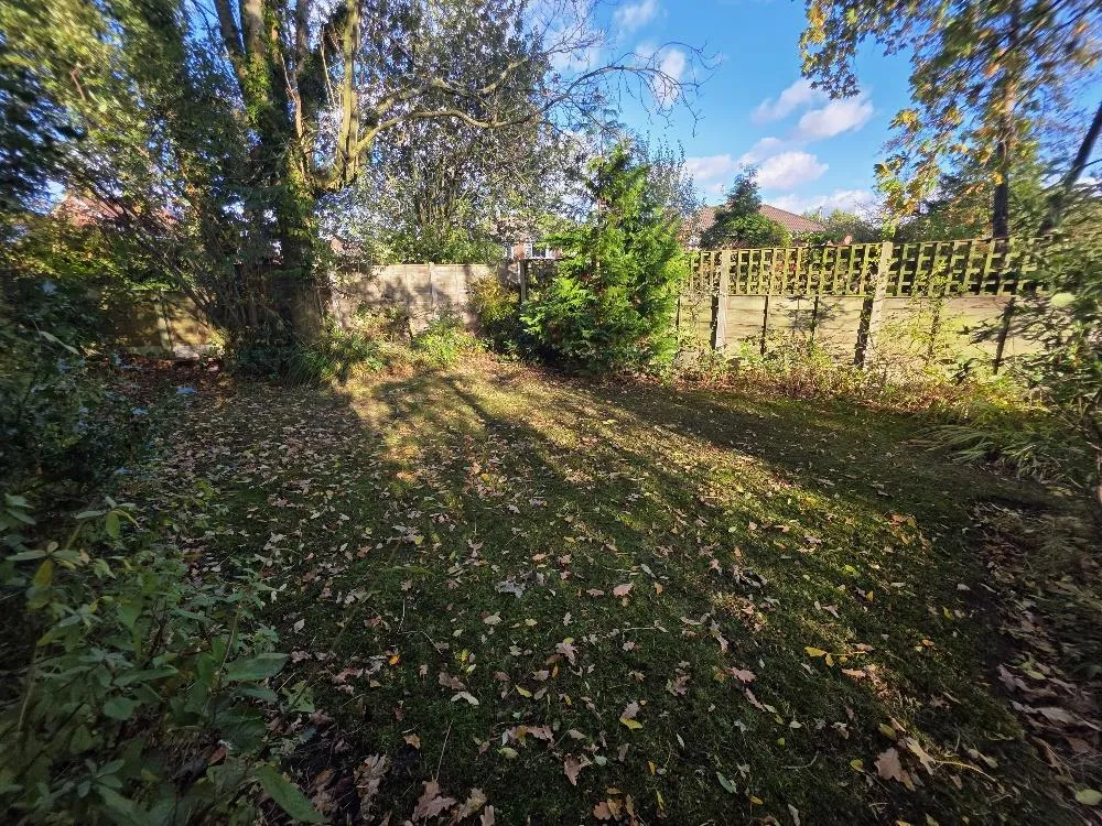 Queensway, Heald Green, photo 16