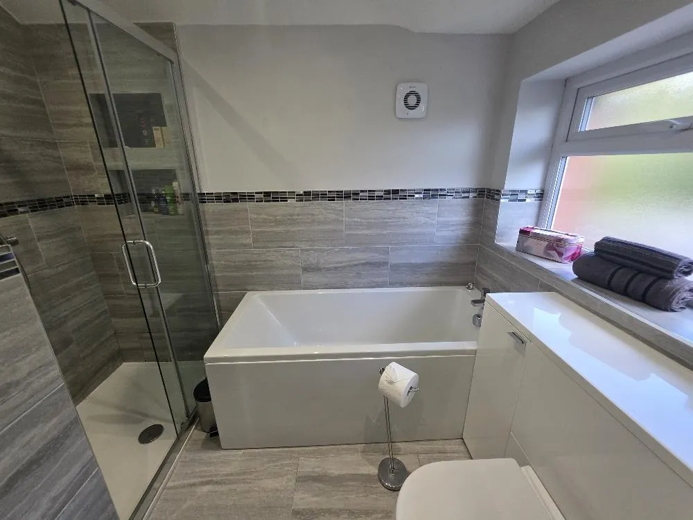 Queensway, Heald Green, photo 10