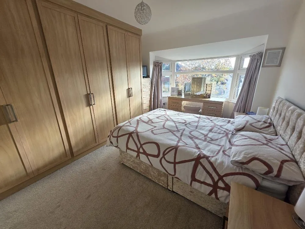 Queensway, Heald Green, photo 7