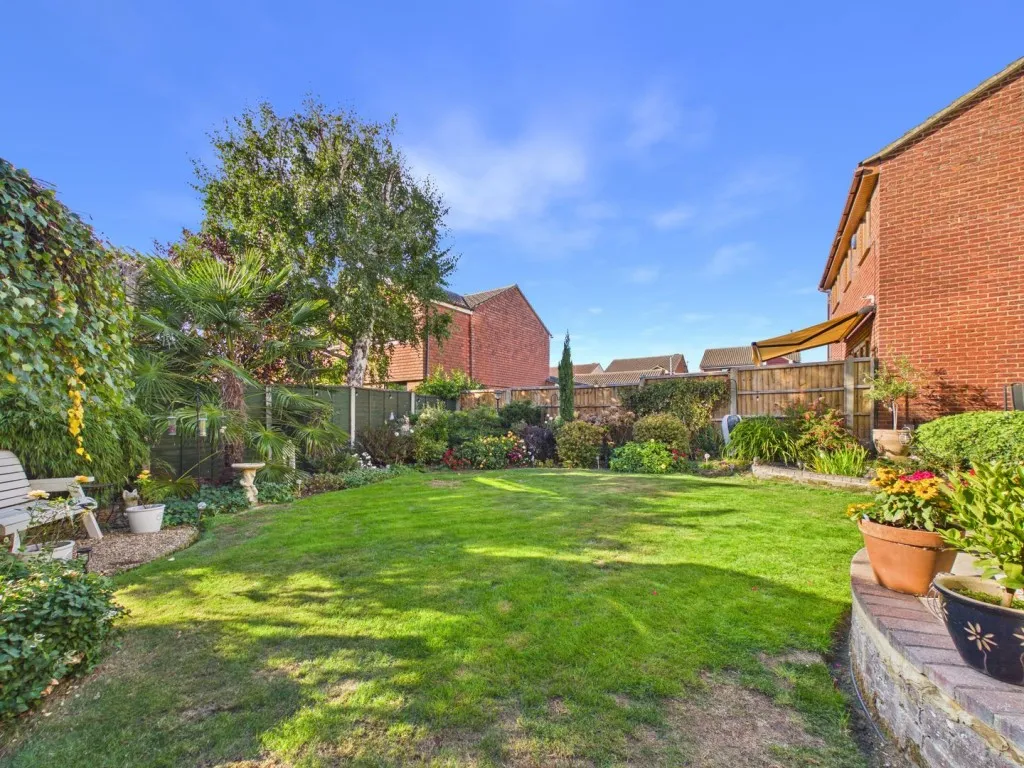 Mountbatten Drive, Biggleswade, SG18, photo 34
