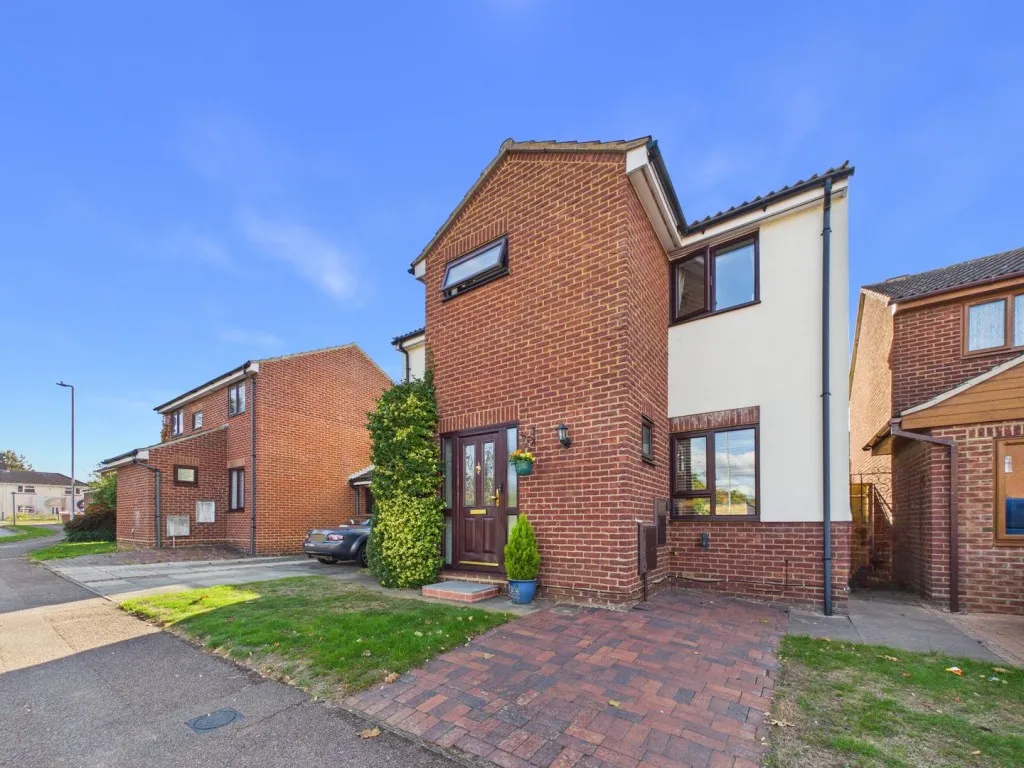 Mountbatten Drive, Biggleswade, SG18, photo 39