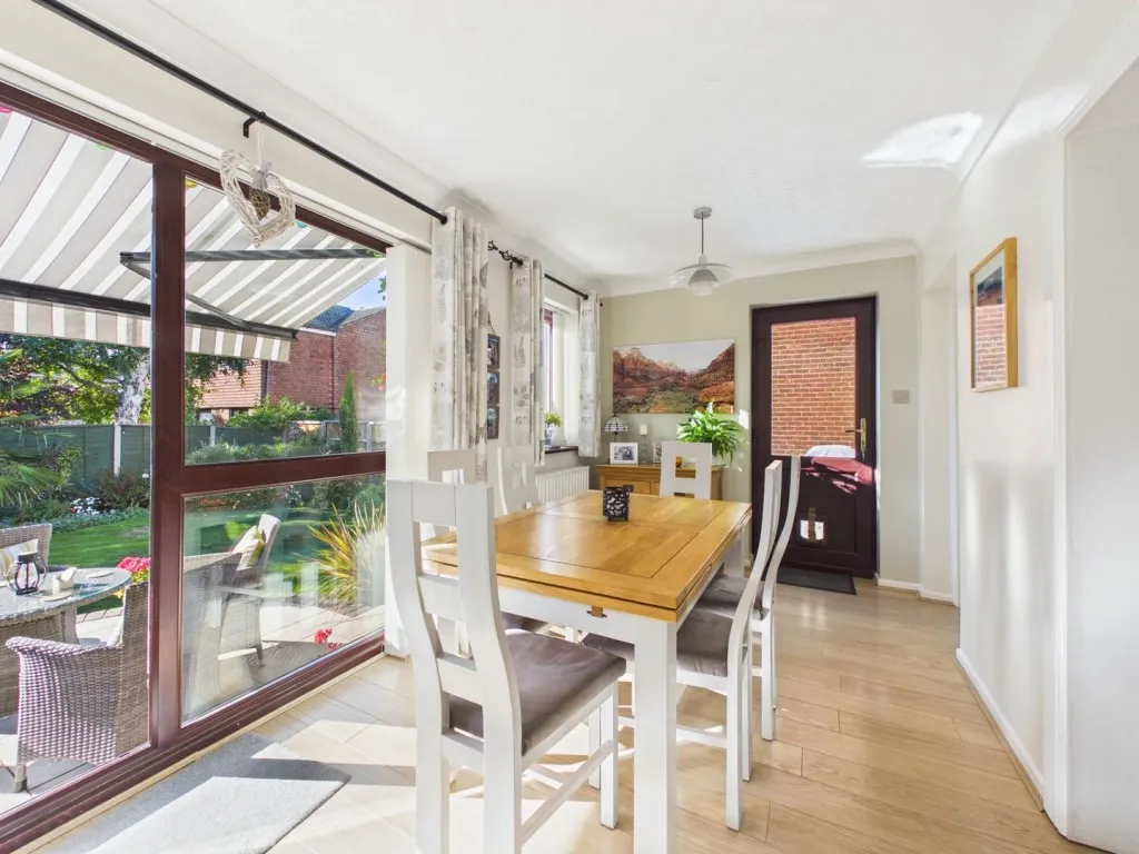 Mountbatten Drive, Biggleswade, SG18, photo 9