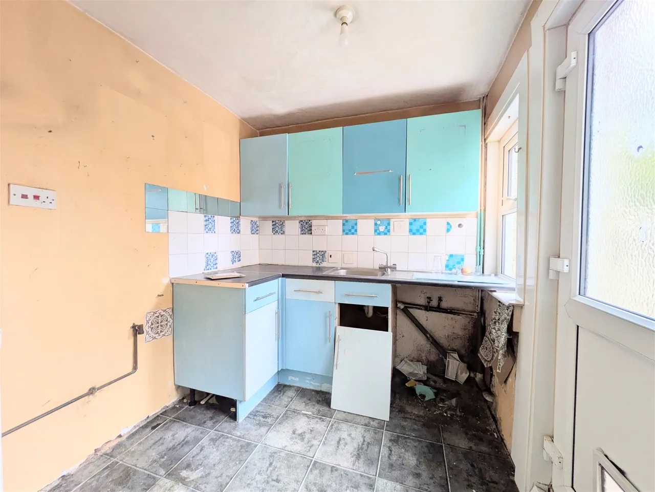Hainault Road, Romford, RM6, photo 4