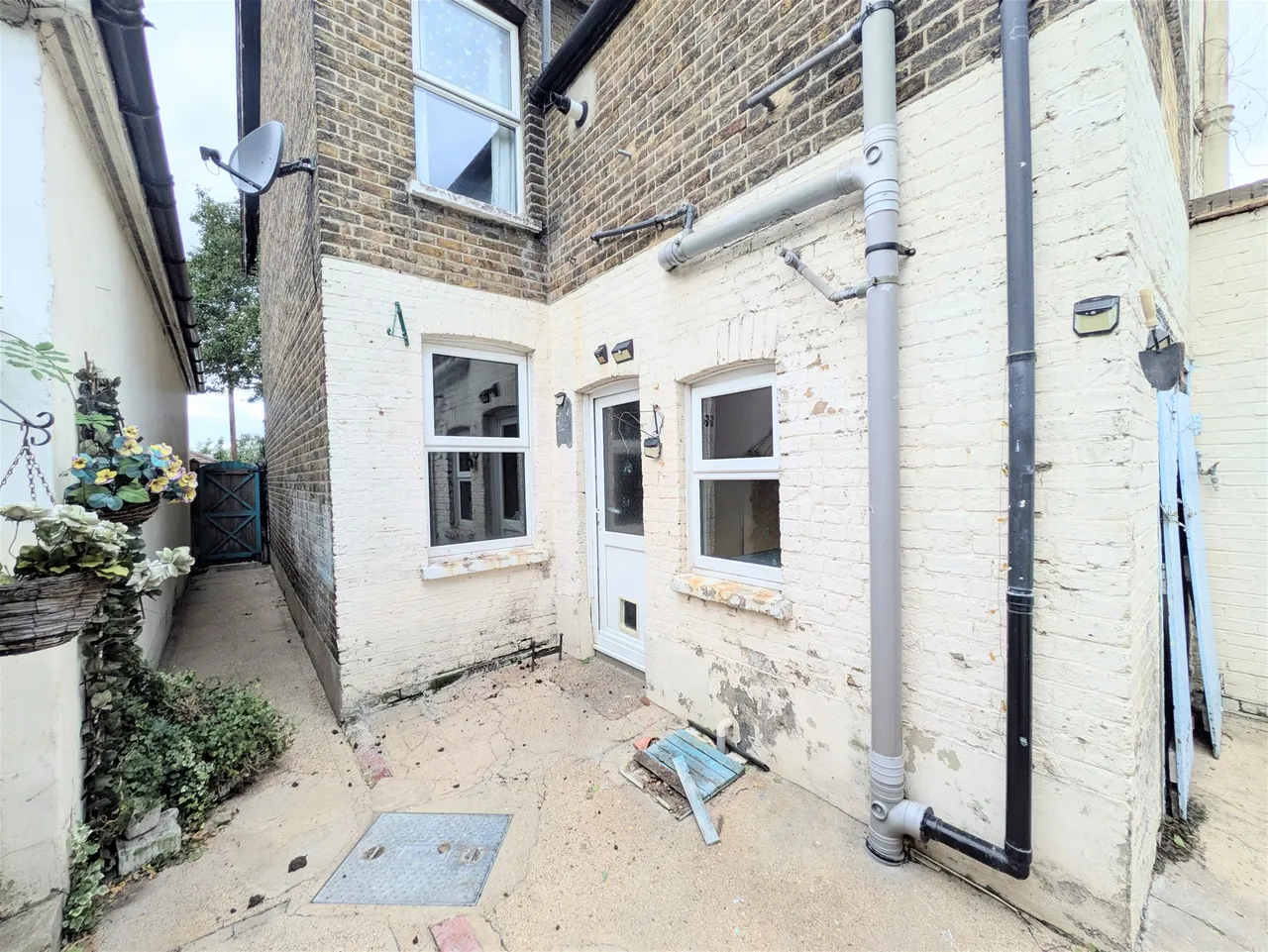 Hainault Road, Romford, RM6, photo 10