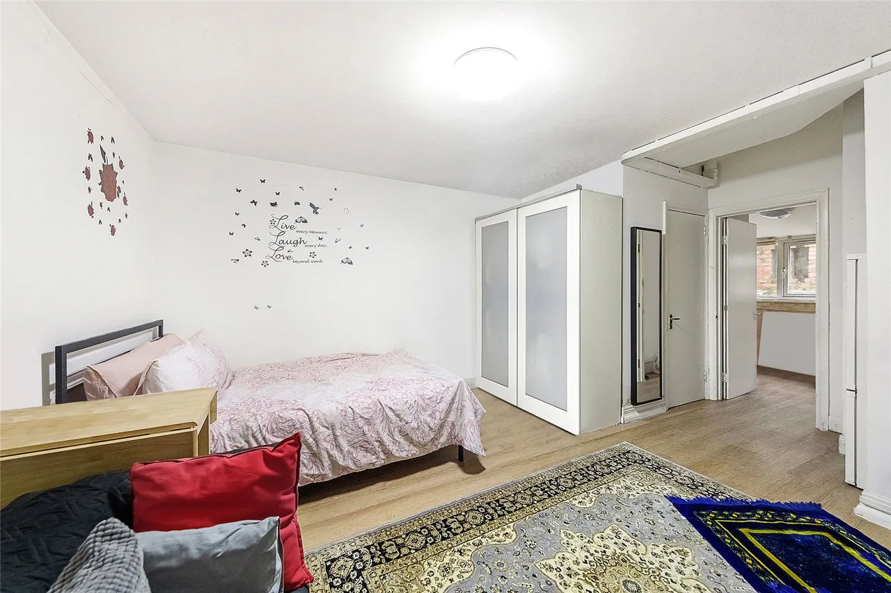 Tanfield Avenue, London, photo 5