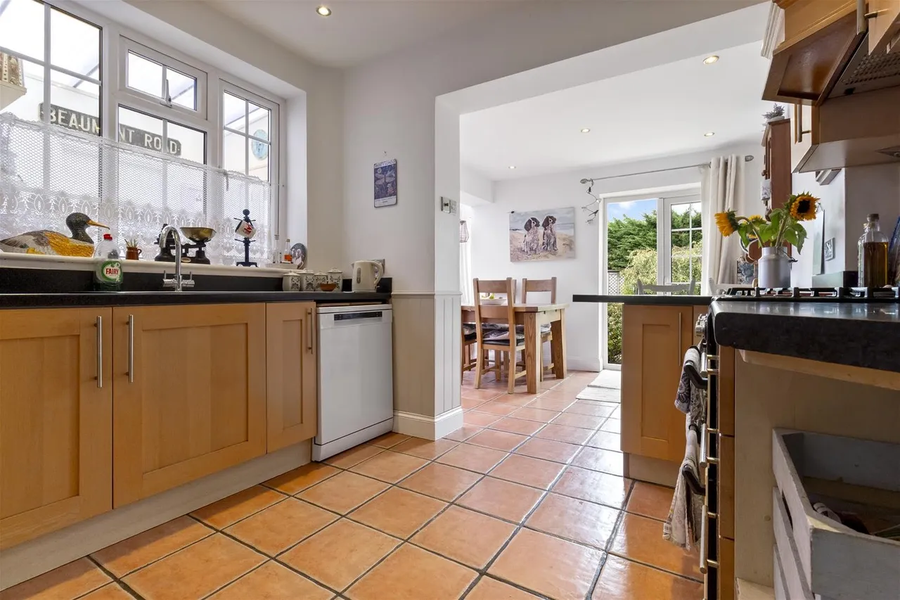 Beaumont Road, Worthing, photo 7