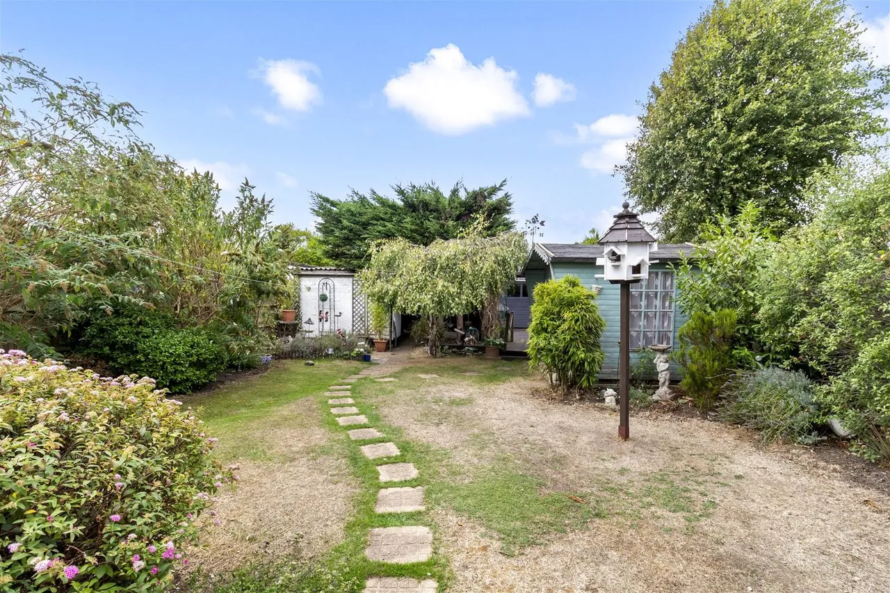 Beaumont Road, Worthing, photo 25
