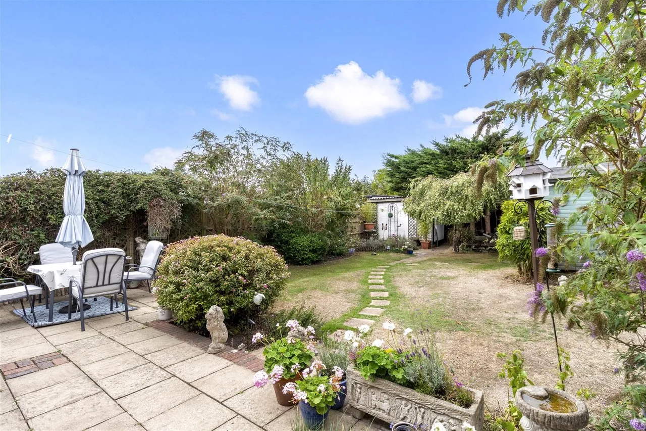 Beaumont Road, Worthing, photo 13