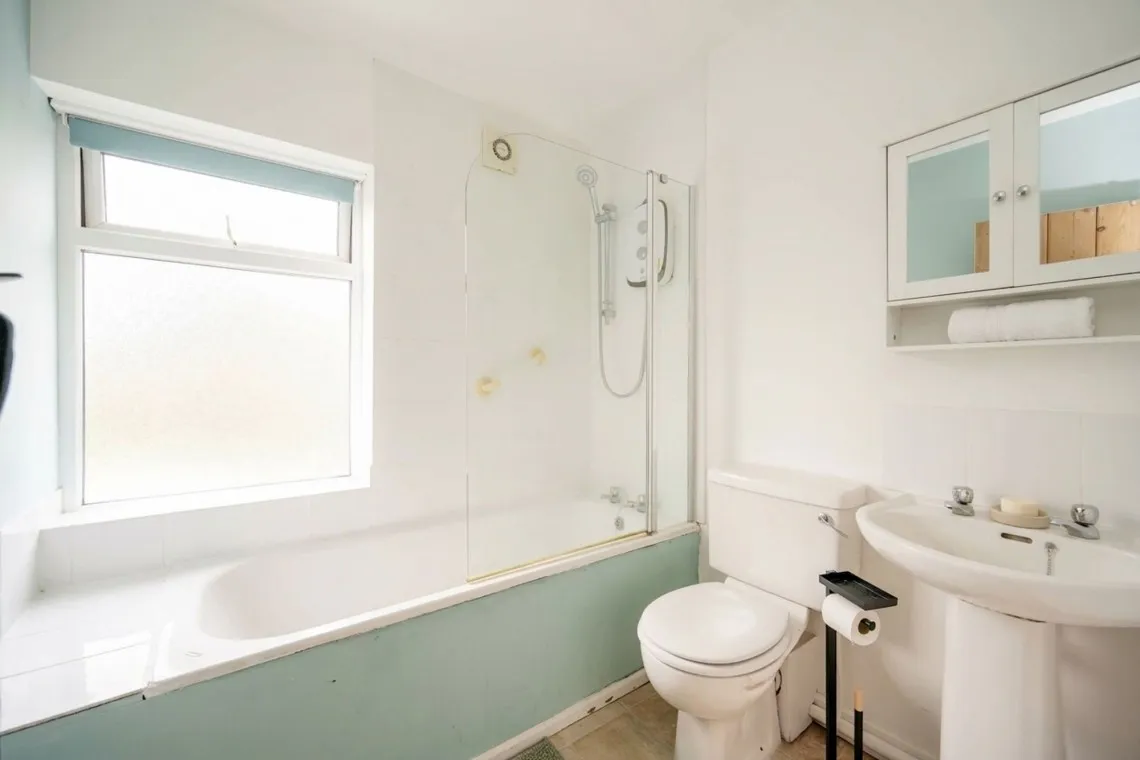 Ormond Avenue, Westhead, L40, photo 17