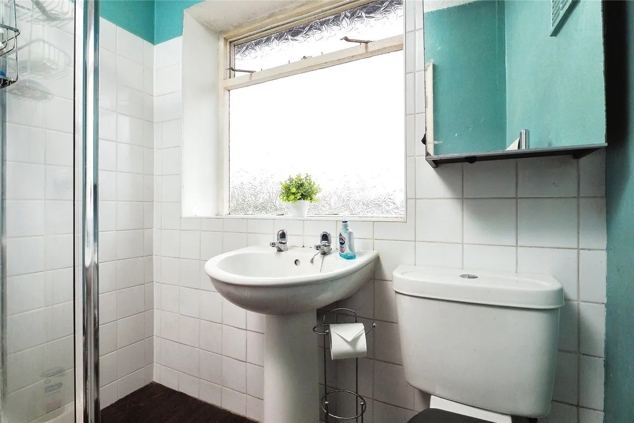 Cranfield Walk, Clifton, Nottingham, NG11, photo 13