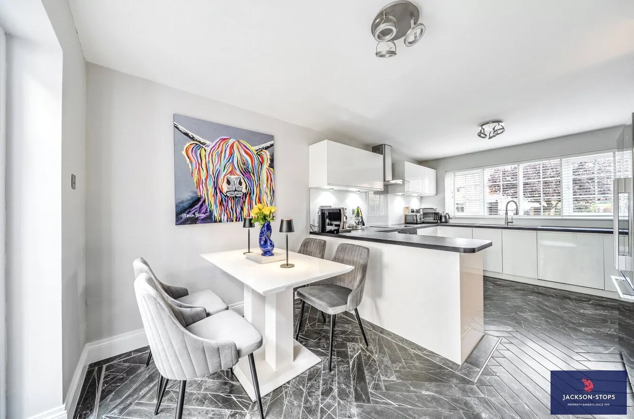 High Street, Ridgmont, MK43, photo 6