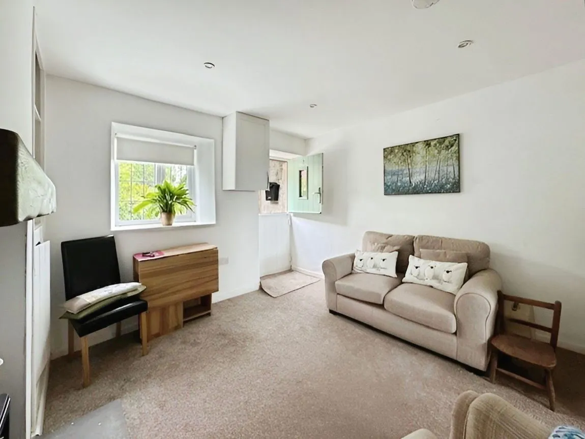 Profitt Terrace, Gwespyr, Flintshire, CH8 9LJ, photo 5