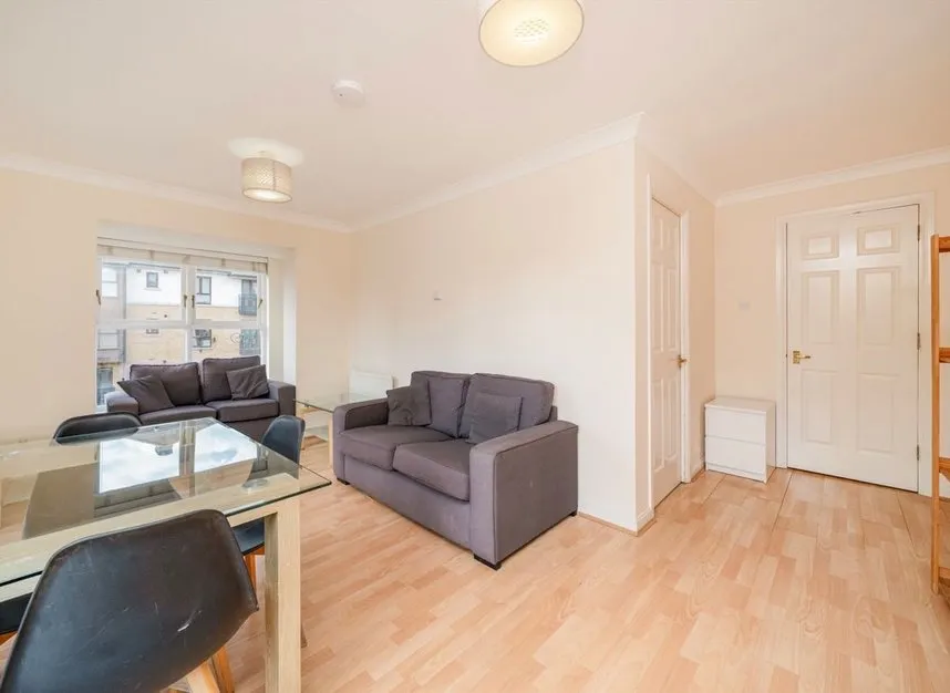 Wesley Avenue, Britannia Village, E16, photo 3